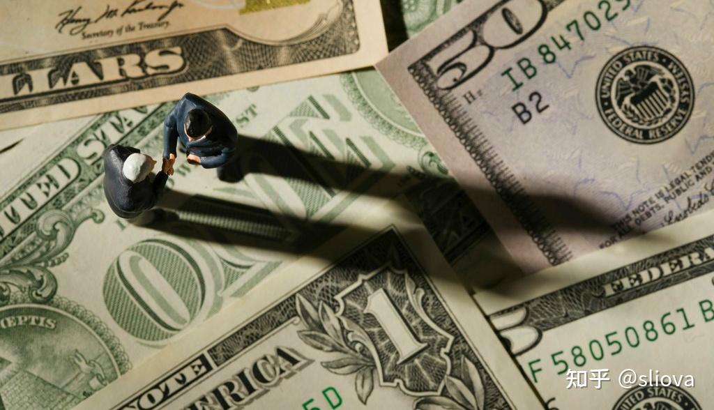 美联储《褐皮书》揭示经济放缓逆风渐起 官员齐唱“降息鸽声”