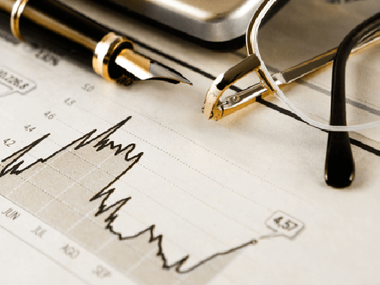 美股见顶信号？巴菲特狂卖苹果！段永平、但斌：不跟！“债王”警告别抄底！