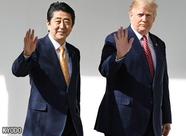 特朗普用“黑色星期一”打心理战:选我炒股赚大钱 否则迎接大萧条