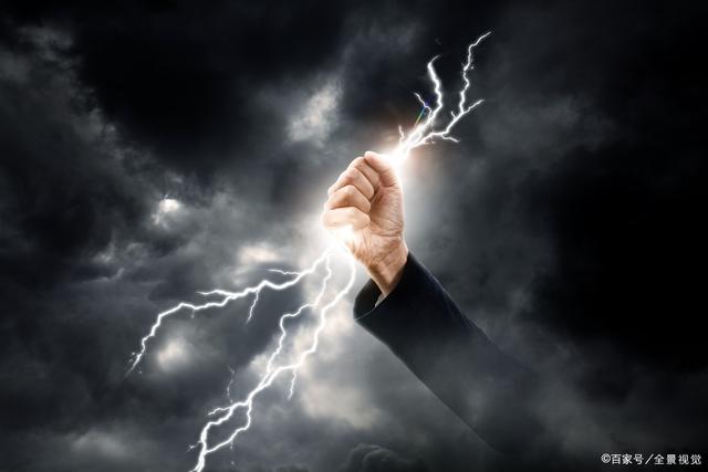 日韩股反攻涨近10%!全球股市抛售潮暂退 新一轮风暴正在酝酿?