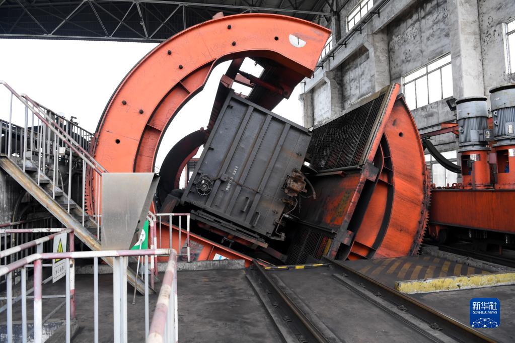 新华全媒+丨综合极端条件实验装置通过国家验收