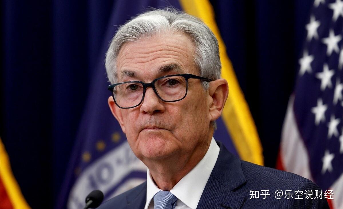 鲍威尔:美联储准备维持利率不变 等待更明确信号