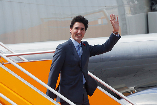 语出惊人!加拿大总理:“美利坚合众国已名存实亡”