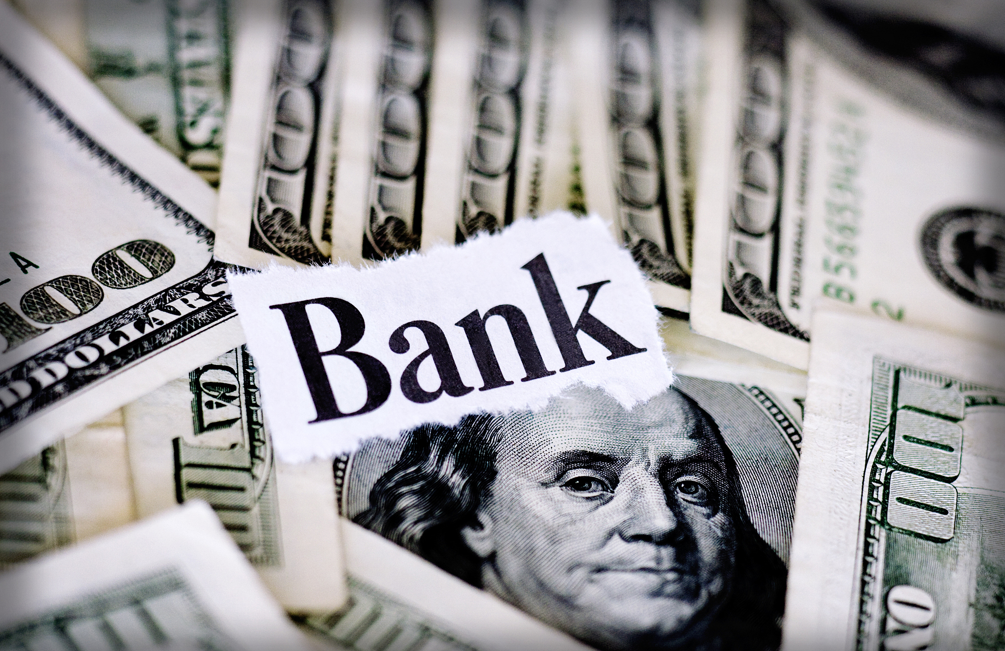 环球下周看点：鲍威尔重压之下亮相 美股“七巨头”进入财报季