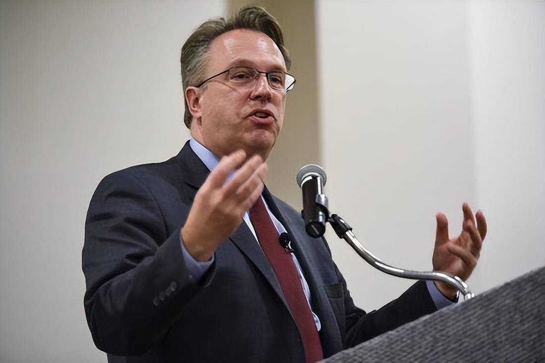 最高250%!特朗普宣布将先对进口药品征收“小额关税” 新任美联储主席人选将“出炉”