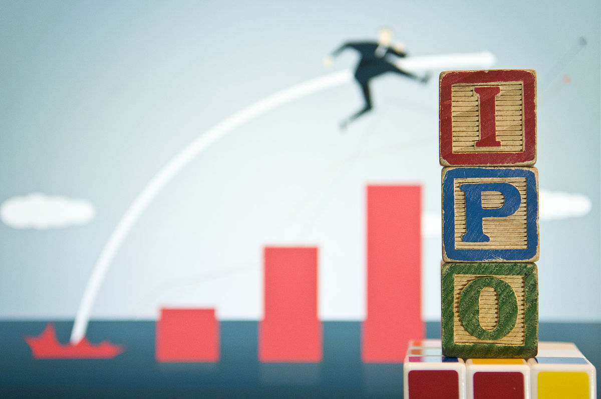 “超级关税周”来袭:全球股市依旧乐观 黄金走势前景难料