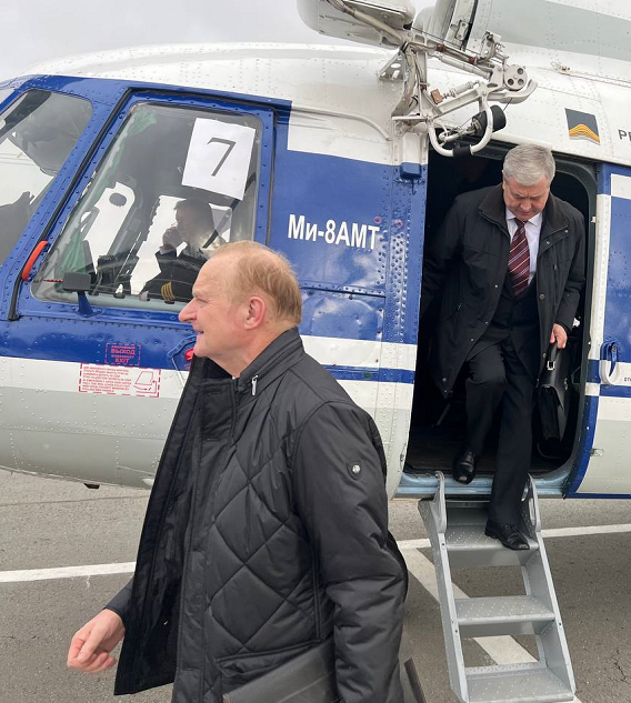 铭记共同历史 携手为实现俄中繁荣昌盛而奋斗——访俄罗斯总统普京