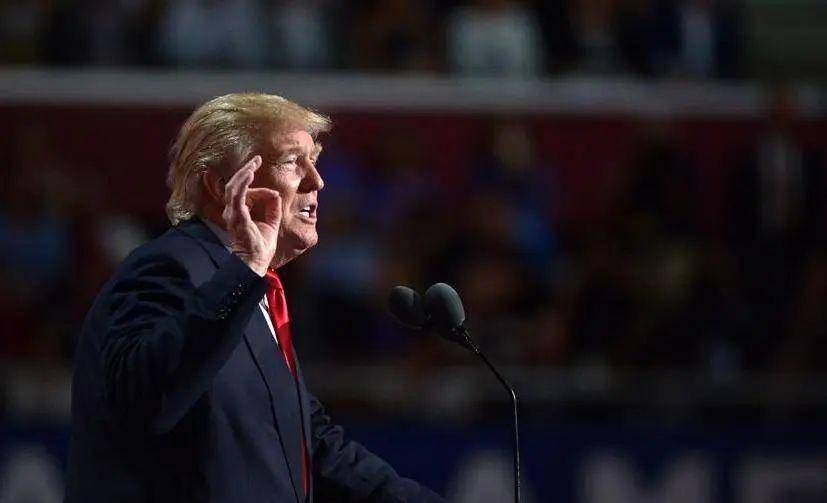 特朗普称美联储主席人选是沃勒、沃什和哈塞特